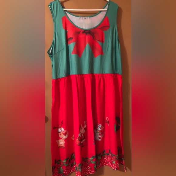 Christmas dress - Picture 1 of 4